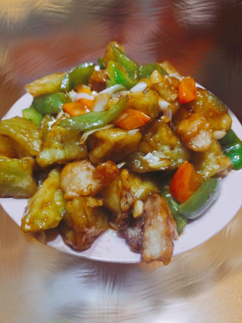 溜肉段烧茄子（东北硬菜呀哈哈）