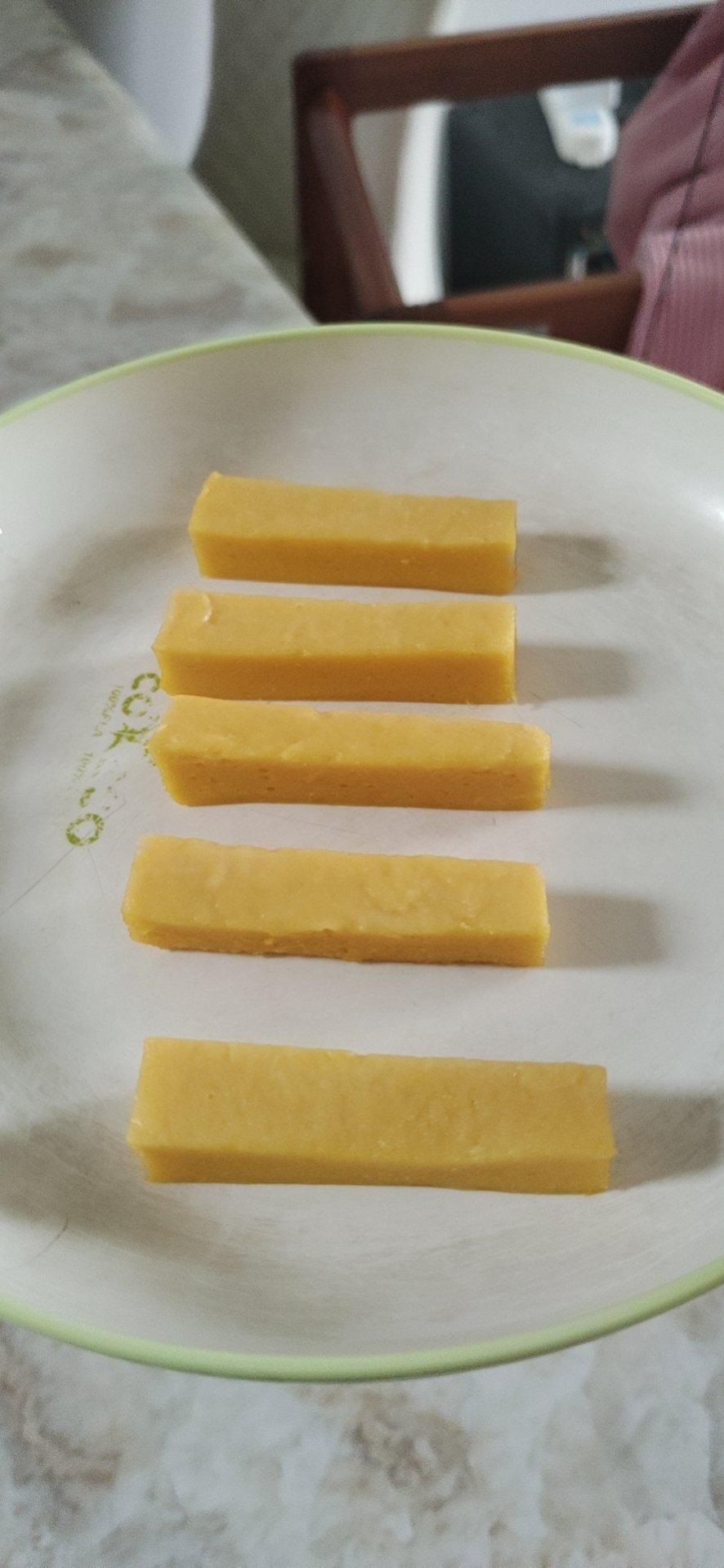 宝宝辅食——奶香南瓜条（10M+）