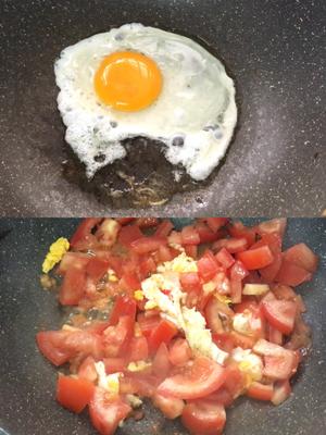一人食🍱便当&午餐          番茄炒蛋  炒方便面的做法 步骤3