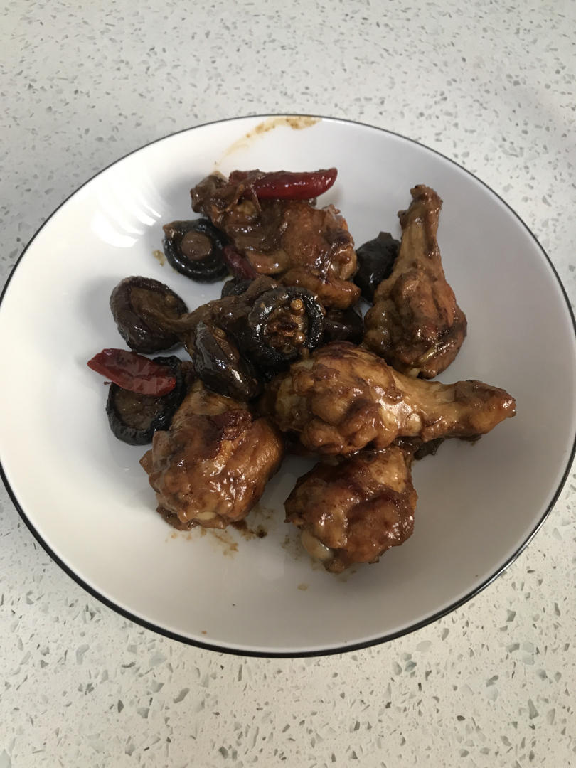 杨太太是小宝妈做的香菇鸡翅根