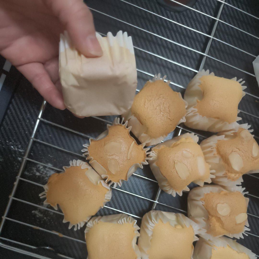 我宣布这是最好吃的纸杯蛋糕
丨锁死这个配方