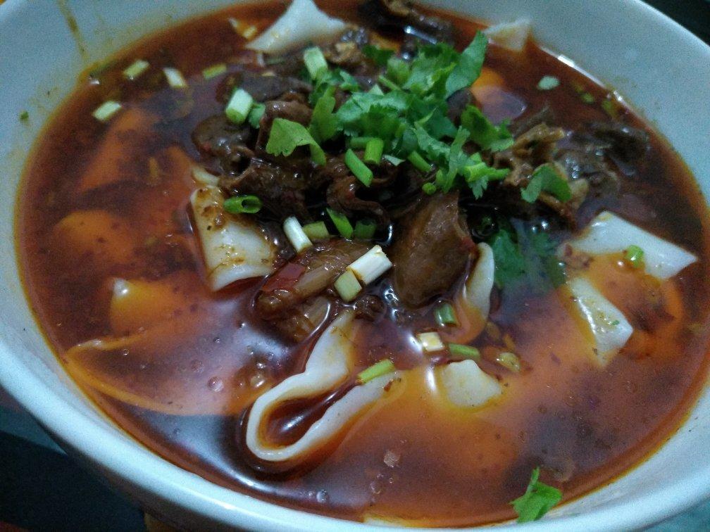 红烧肥肠面