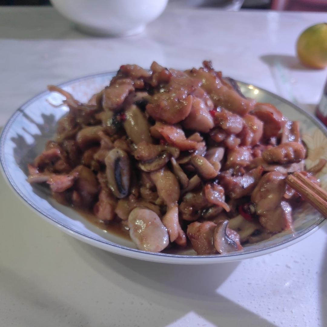 口蘑蒜香鸡腿肉