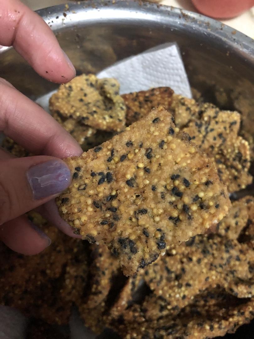 小米锅巴（越嚼越香）