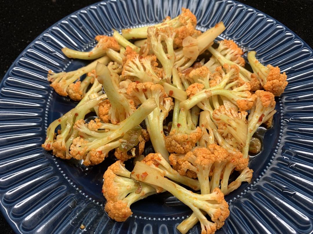 干锅菜花，好不好吃不知道，反正家人经常要我做