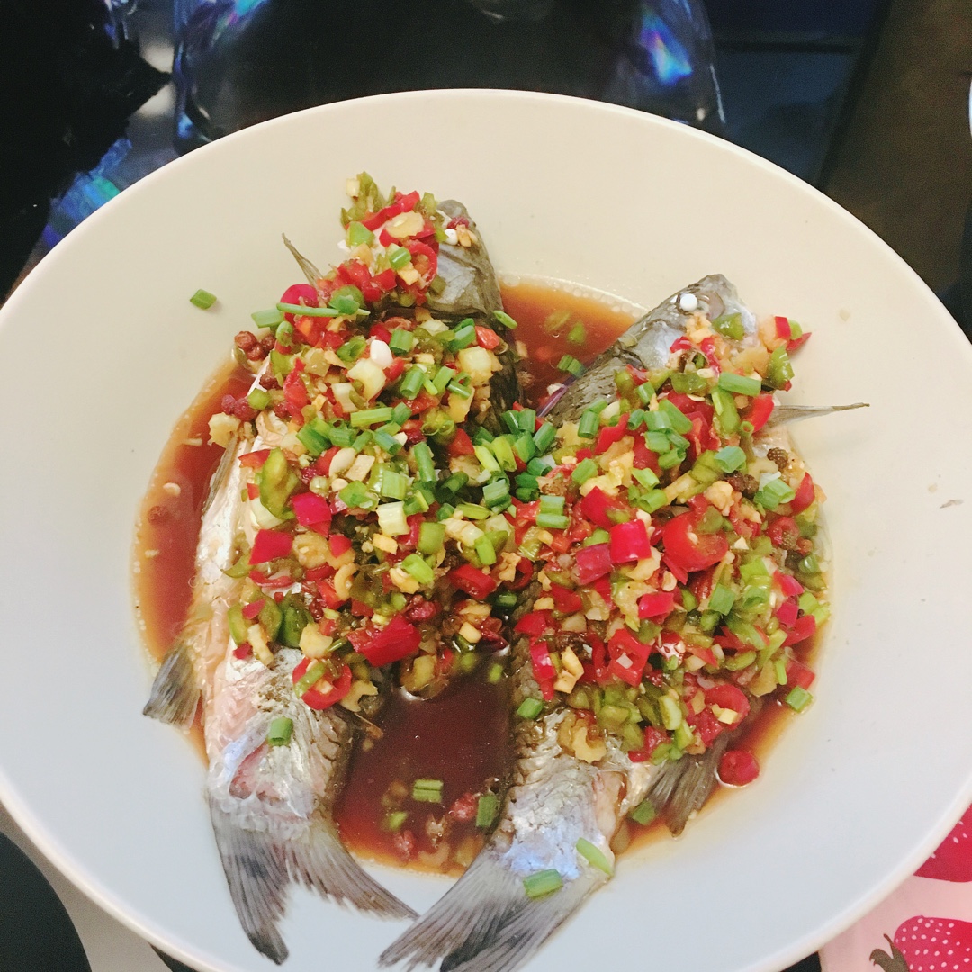 凉拌鲫鱼-最好吃的鲫鱼