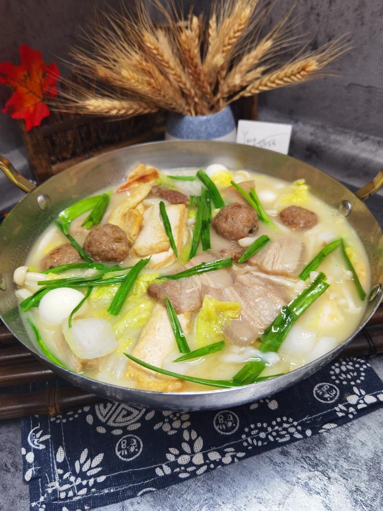 秋冬必吃❗️五花肉烩菜锅的做法