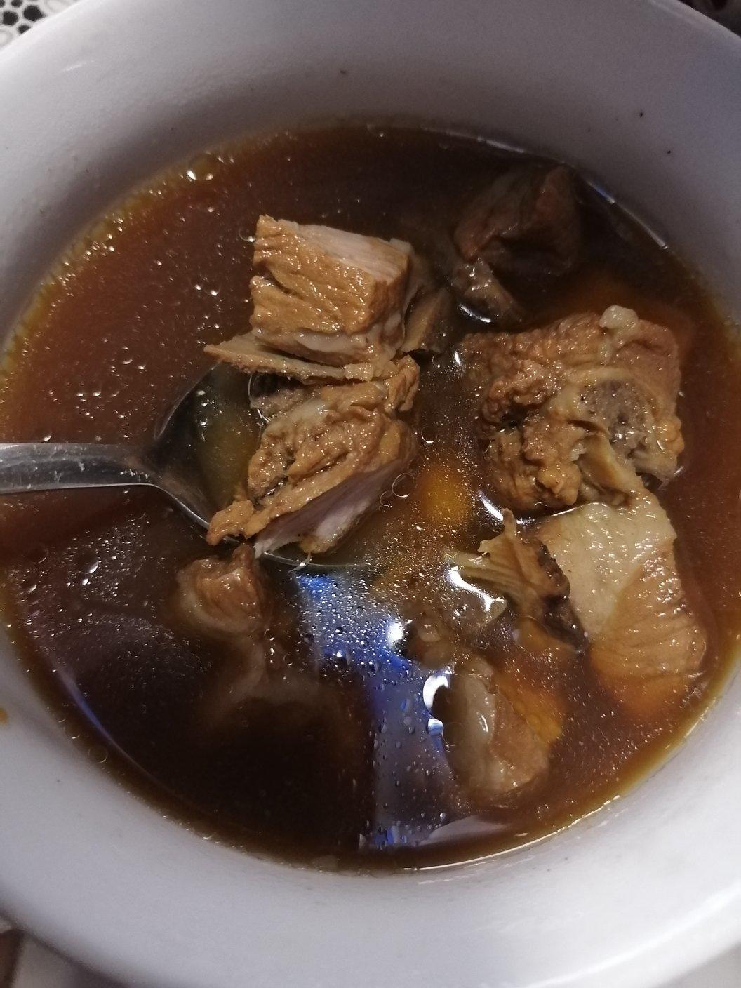 堂妈小厨——新加坡肉骨茶