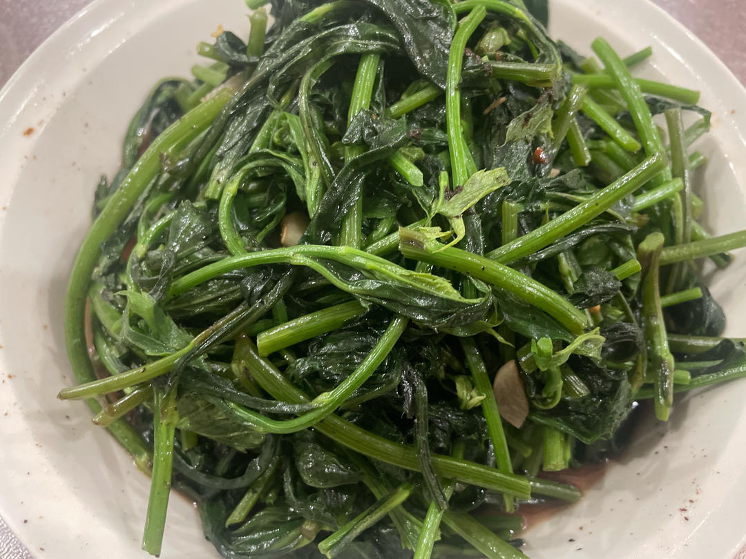 蒜蓉紫背菜