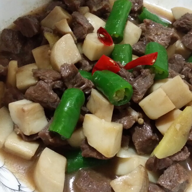 黑椒杏鲍菇牛肉粒