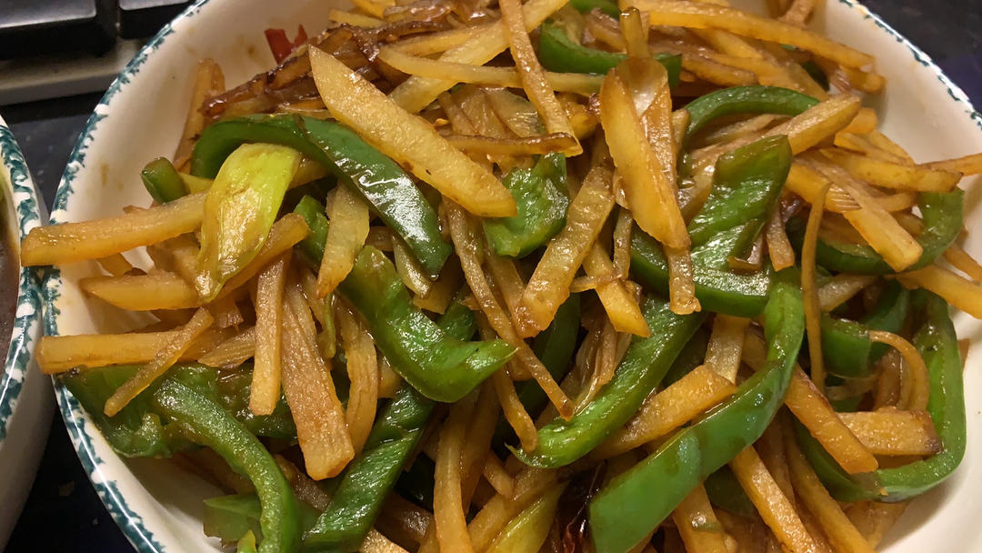 土豆炒青椒
