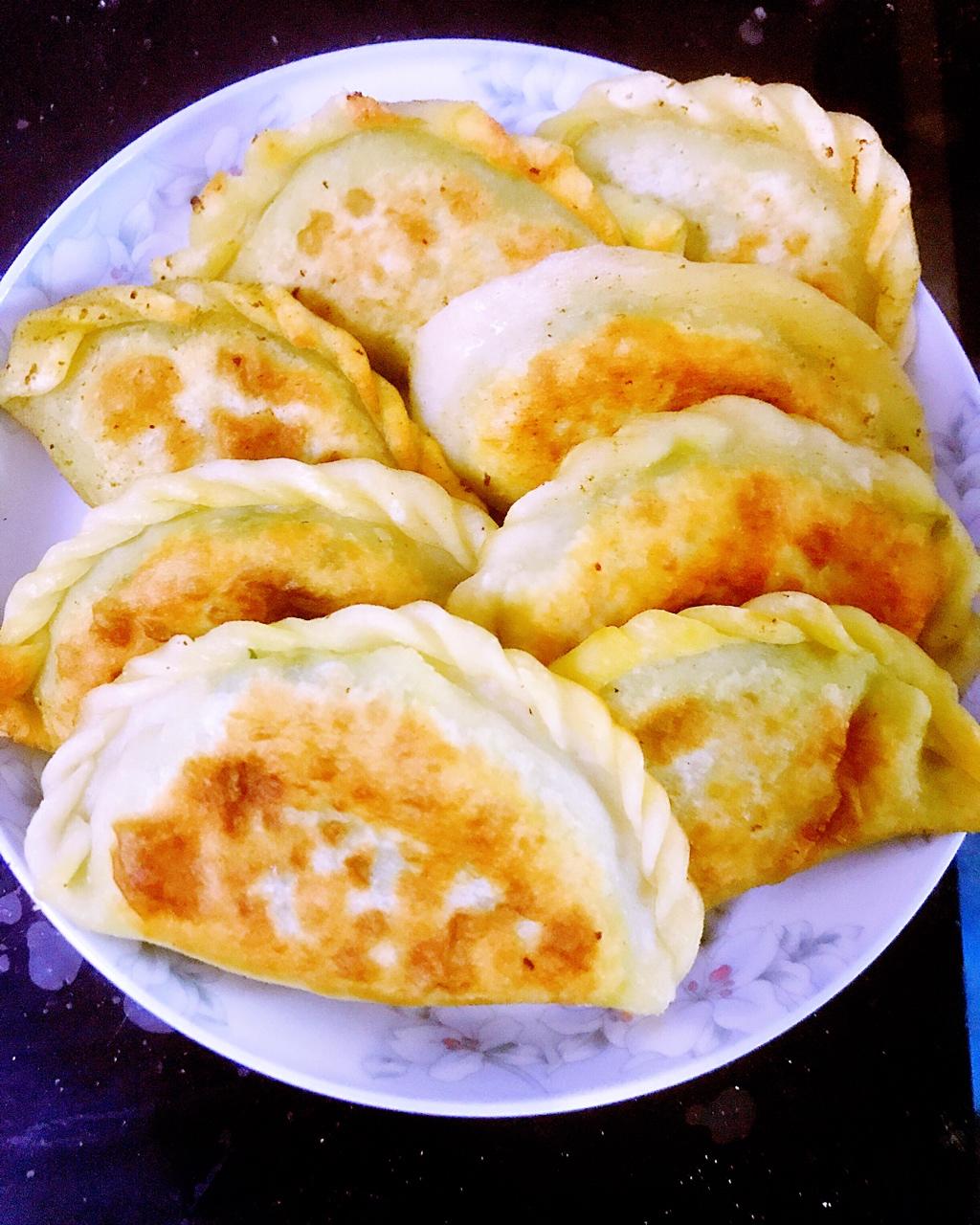 手机用户8726_ynsw做的鲜香韭菜盒子