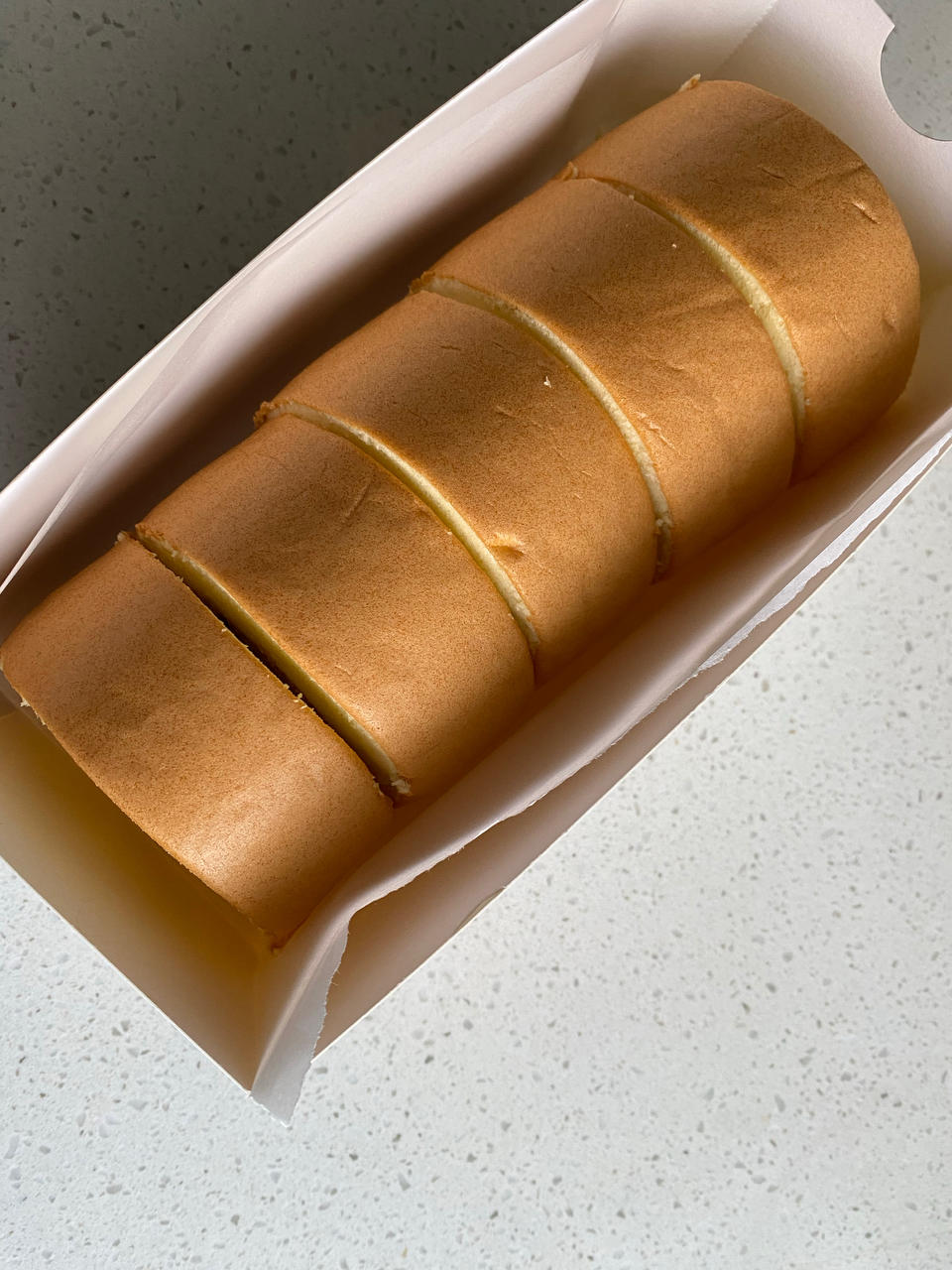 蛋糕卷这样做‼️不掉皮不开裂（小视频食谱）