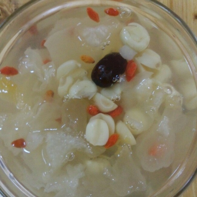 雪梨银耳甜汤