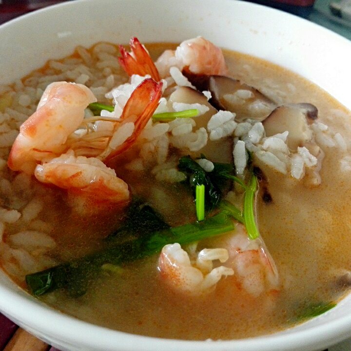 鲜虾砂锅粥