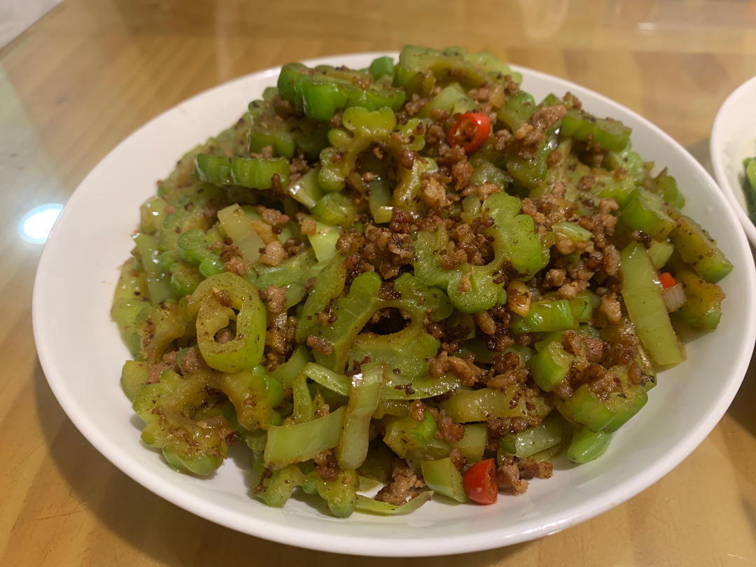 苦瓜这样吃，保准你吃三碗饭！