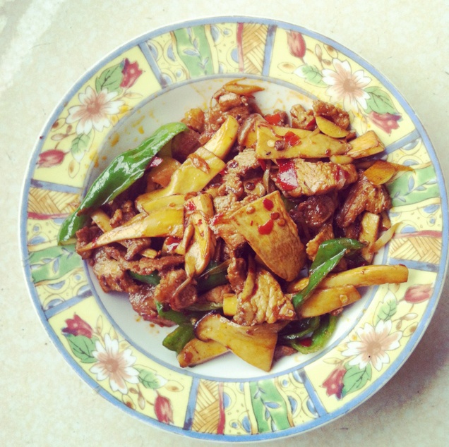 杏鲍菇炒肉