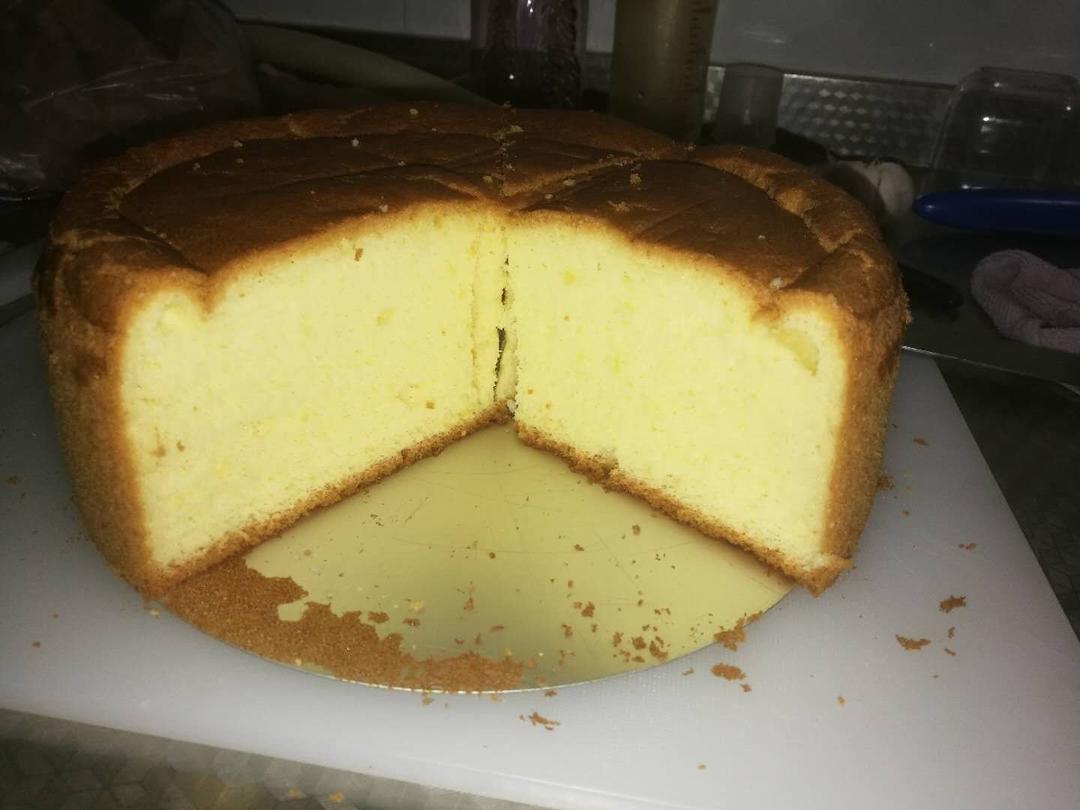 烤箱做蛋糕（戚风蛋糕的做法）