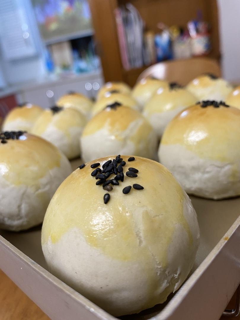 百吃不腻的蛋黄酥