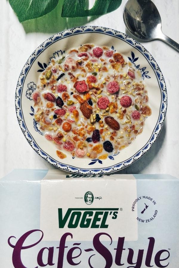 美味健康快手甜品 Vogel’s沃格尔鲜果酸奶谷物麦片碗