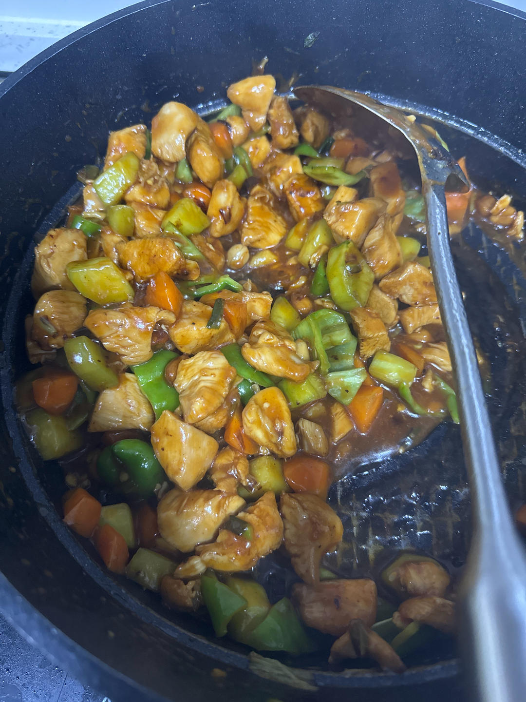 家常快手宫保鸡丁，小朋友也能吃的微辣版，小白也能复刻95%形似，90%味道！