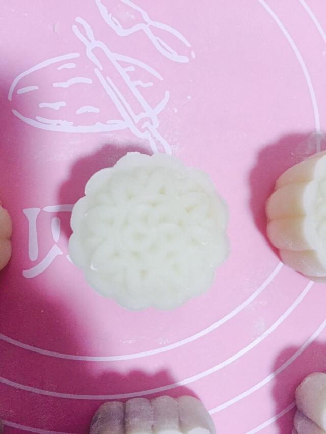 《Tinrry下午茶》冰皮月饼（奶黄馅）