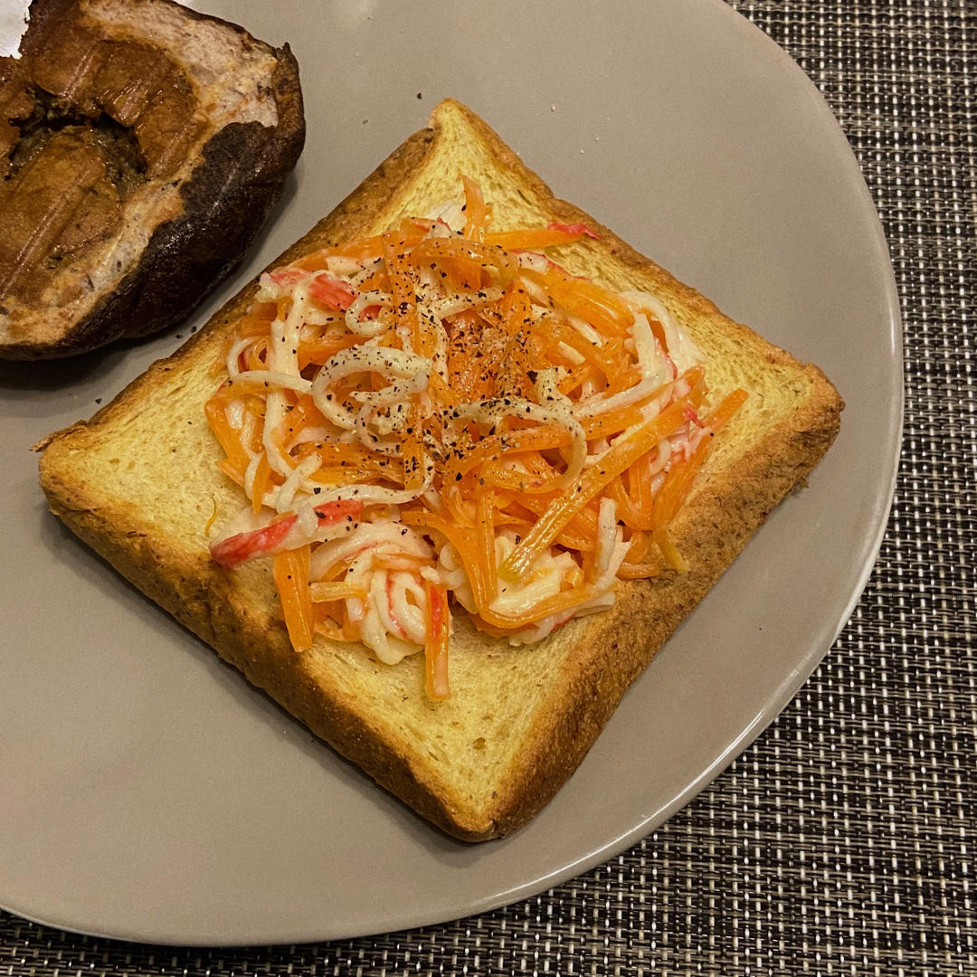 胡萝卜蟹柳丝温沙拉【健康小食】