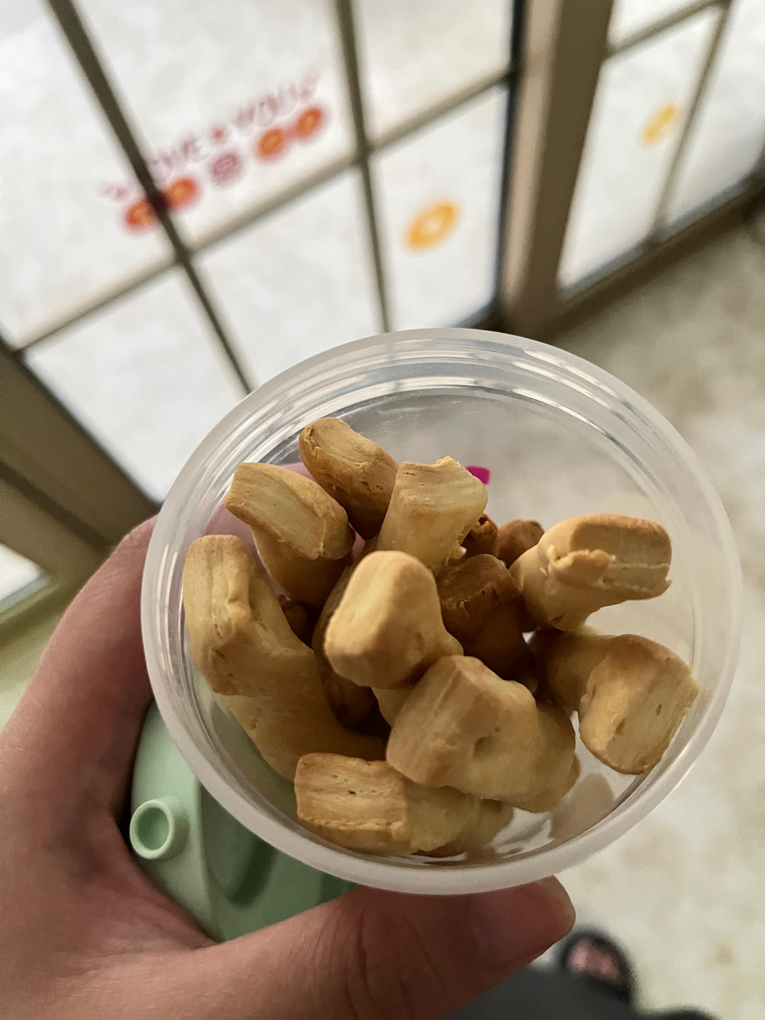 适合5到6个月小宝宝的磨牙棒，无油无蛋黄无糖，硬性饼干