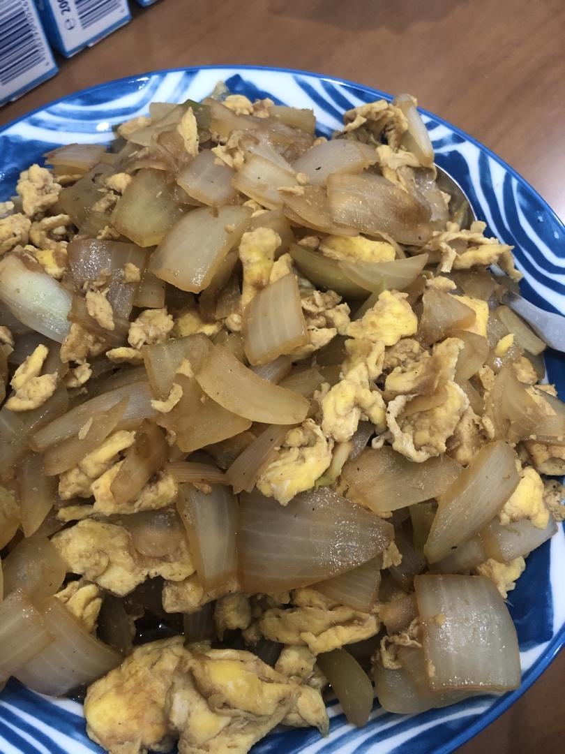 洋葱炒鸡蛋