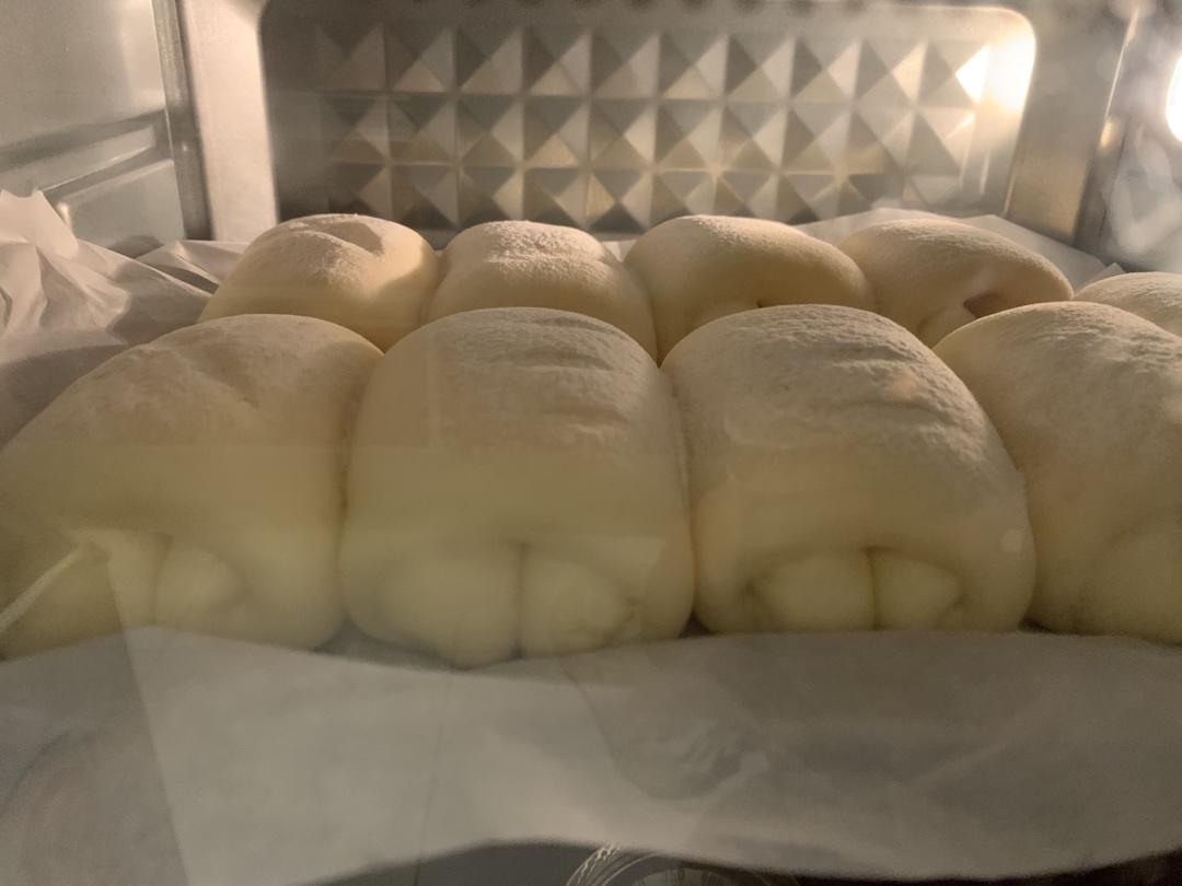 软到不知所措的牛奶卷