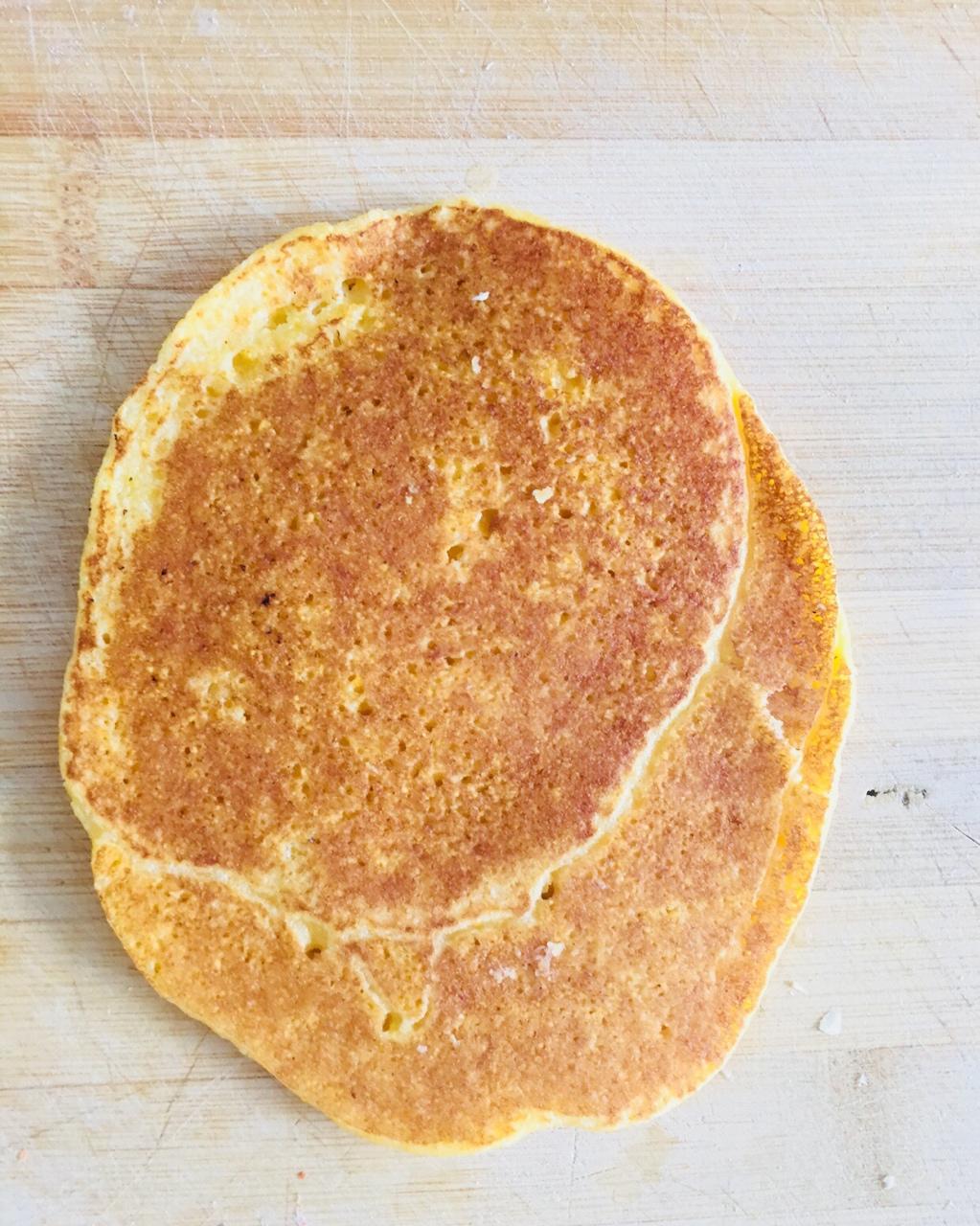 王力男做的玉米面小煎饼