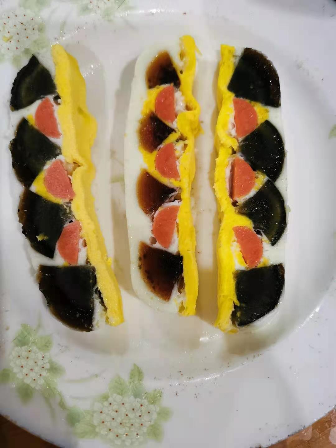 皮蛋火腿鸡蛋羹