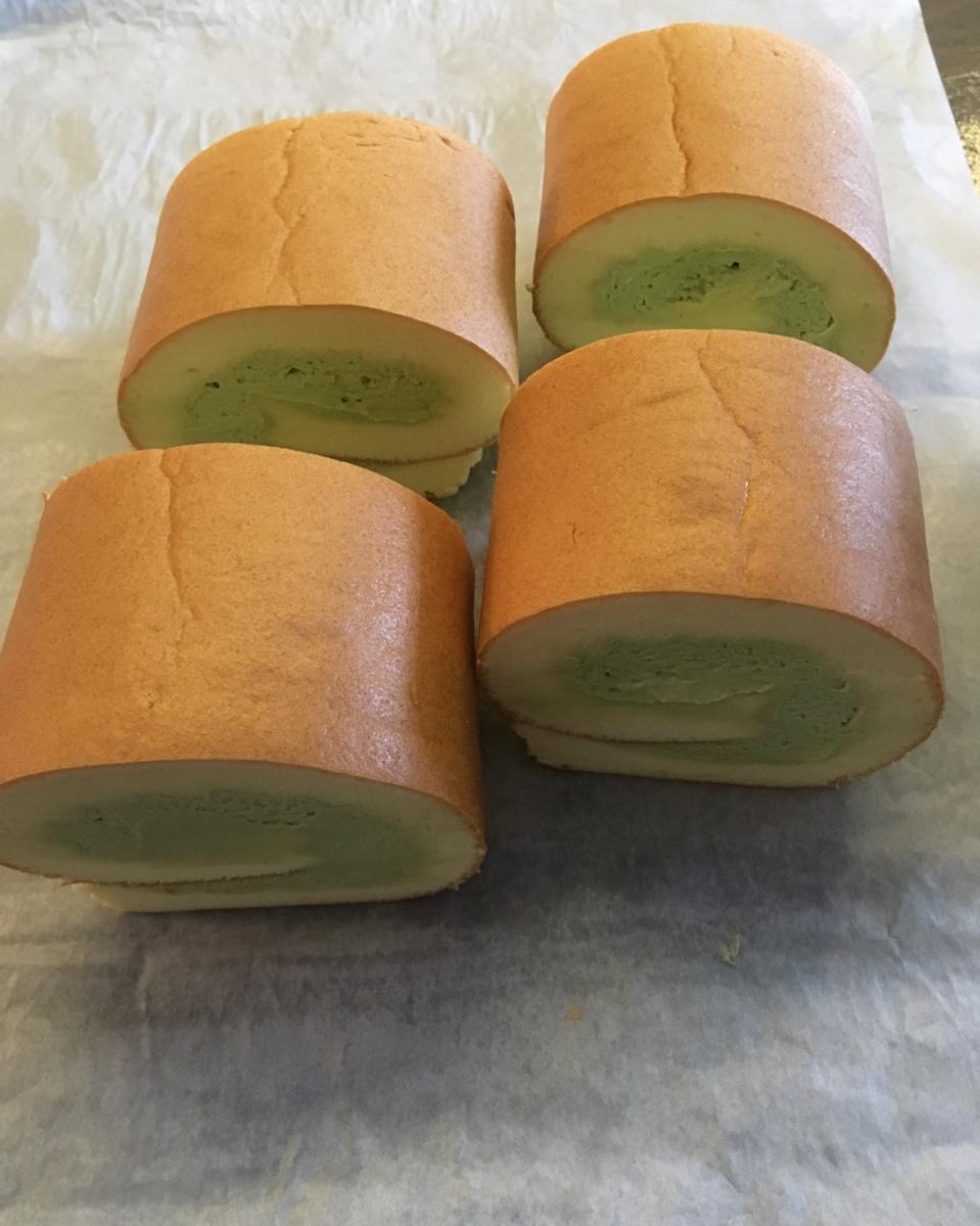 新手也OK喔～瑞士蛋糕卷