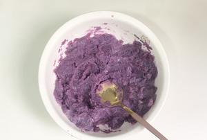 紫薯糯米丸子的做法 步骤3