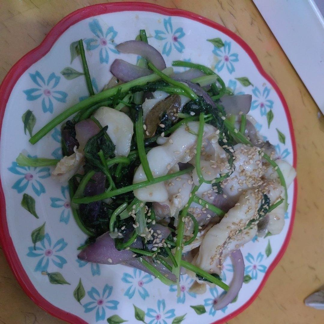 姜葱爆炒脆肉鲩鱼片