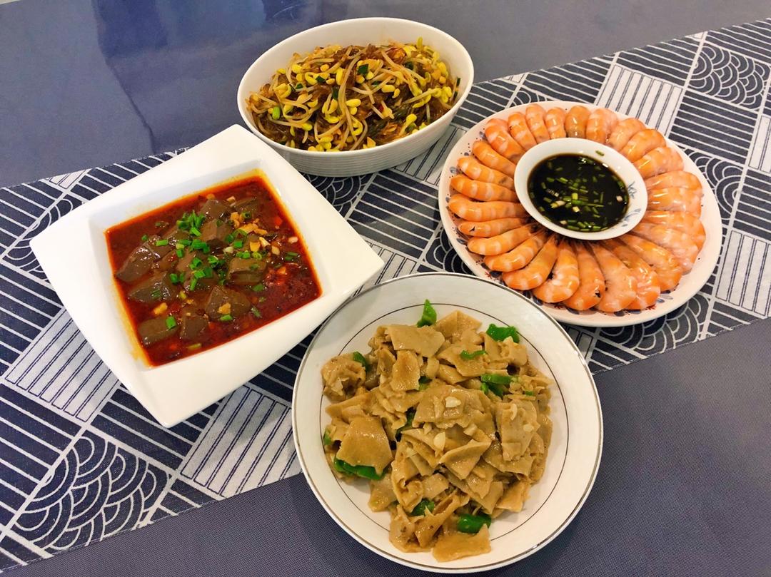 黄豆芽辣炒粉丝