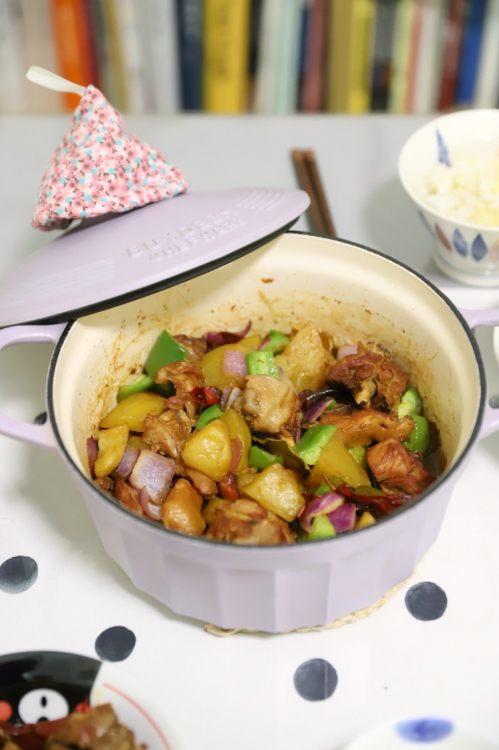 简易大盘鸡【5-6月北鼎珐琅锅食谱】的做法