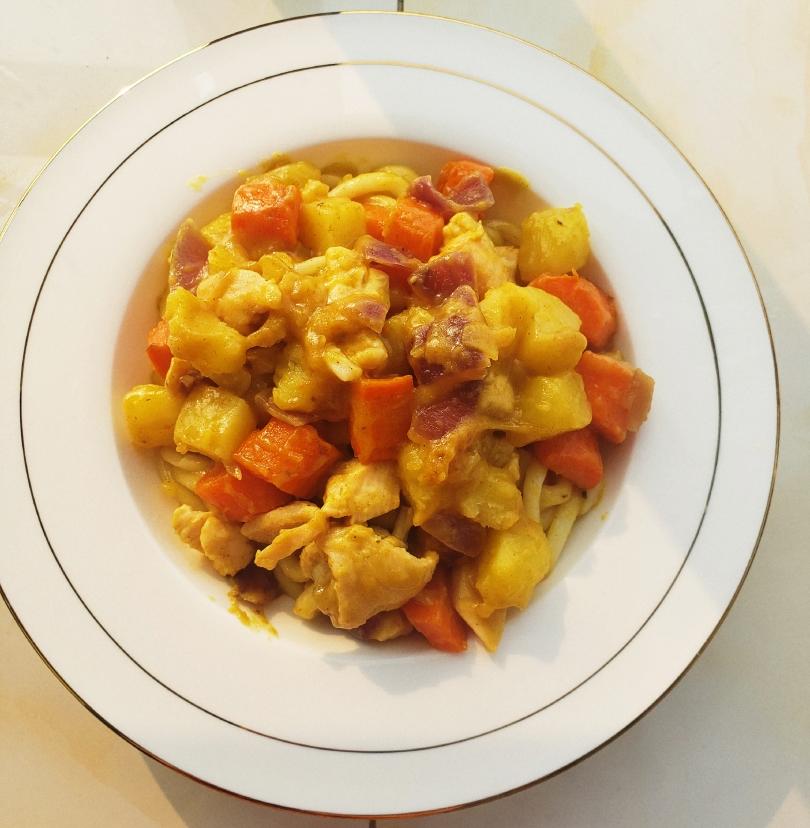 好吃哒咖喱鸡肉乌冬面~的做法