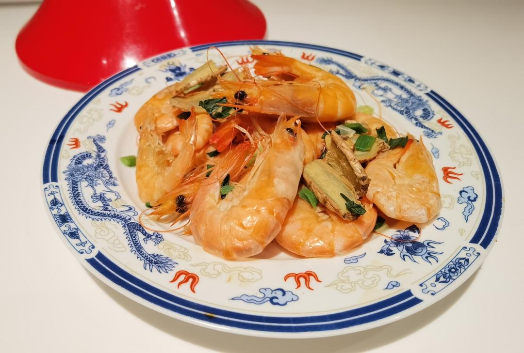 不用一滴水的白灼虾