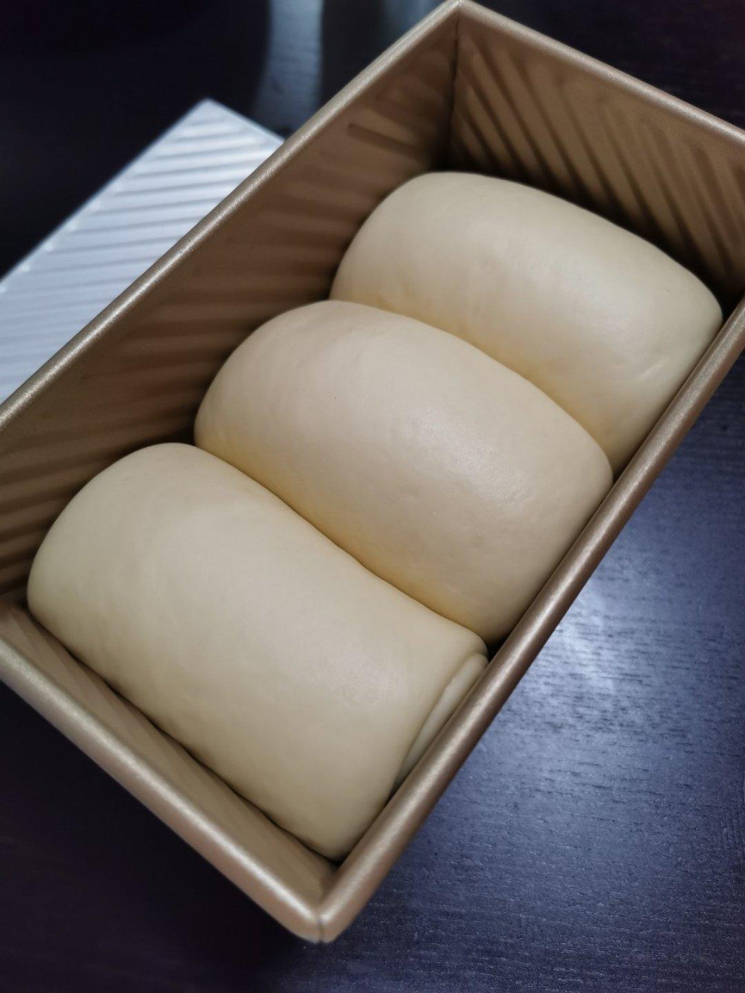 奶香超浓郁的淡奶油吐司（消灭淡奶油）