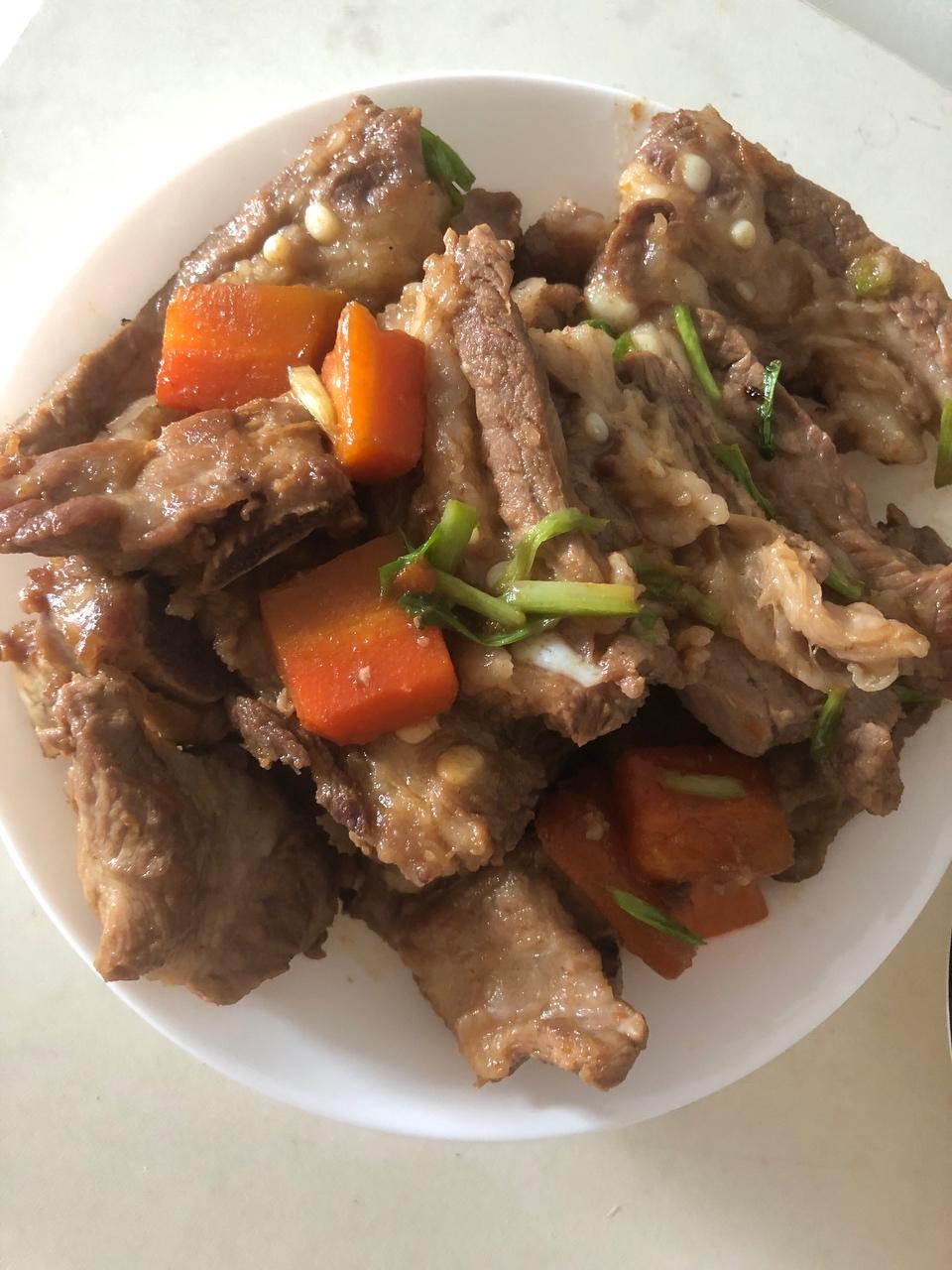 香焖排骨的做法