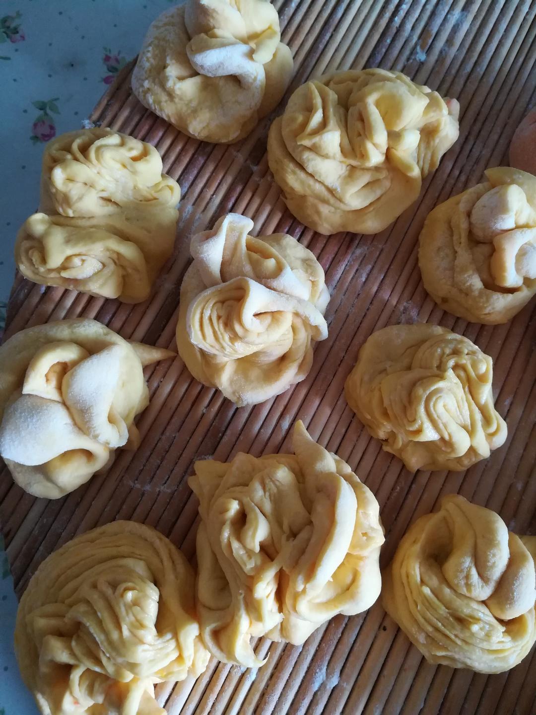 南瓜花卷的做法