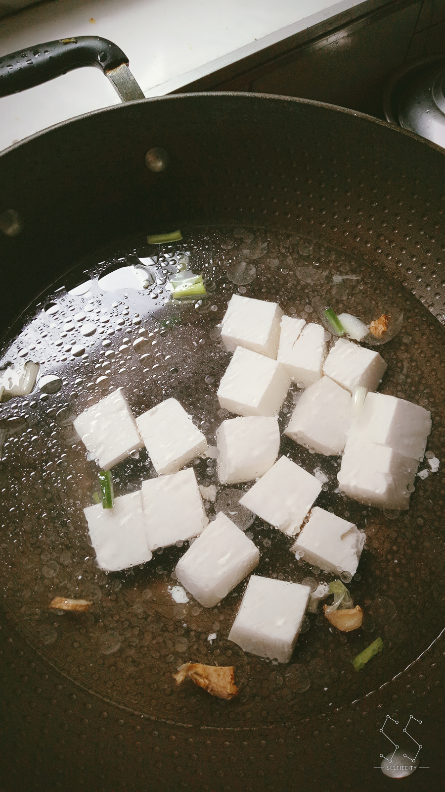 鱼片豆腐汤的做法 步骤4
