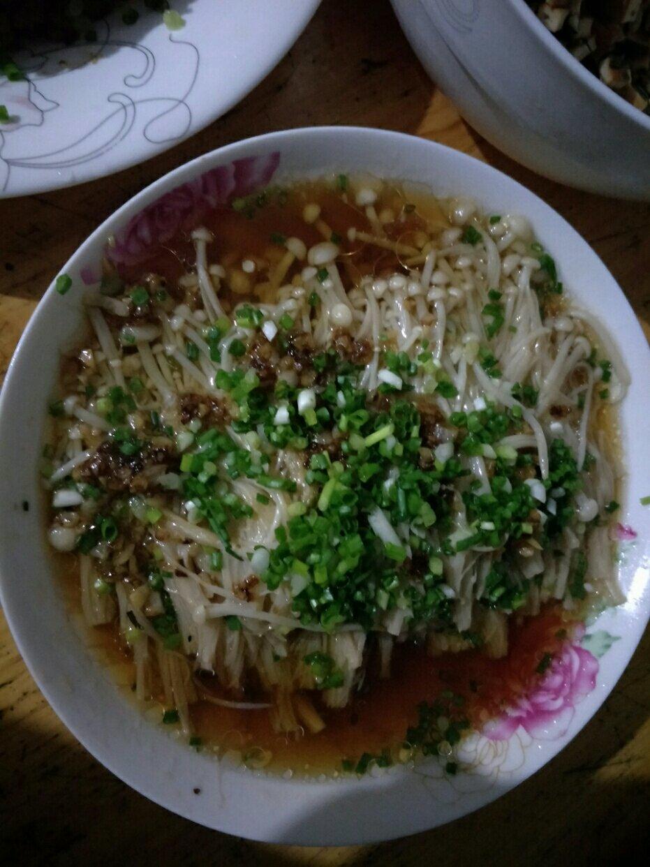 蒜蓉蒸金针菇