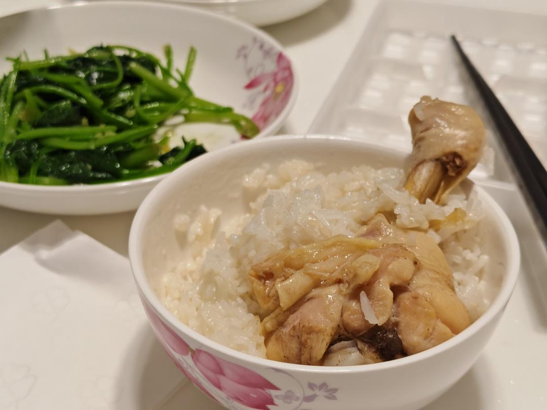 嫩滑的盐焗鸡腿