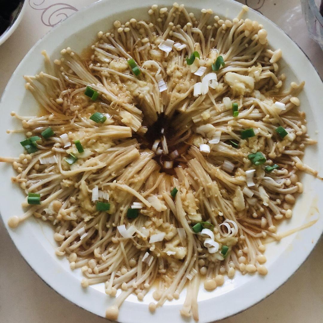 蒜蓉蒸金针菇