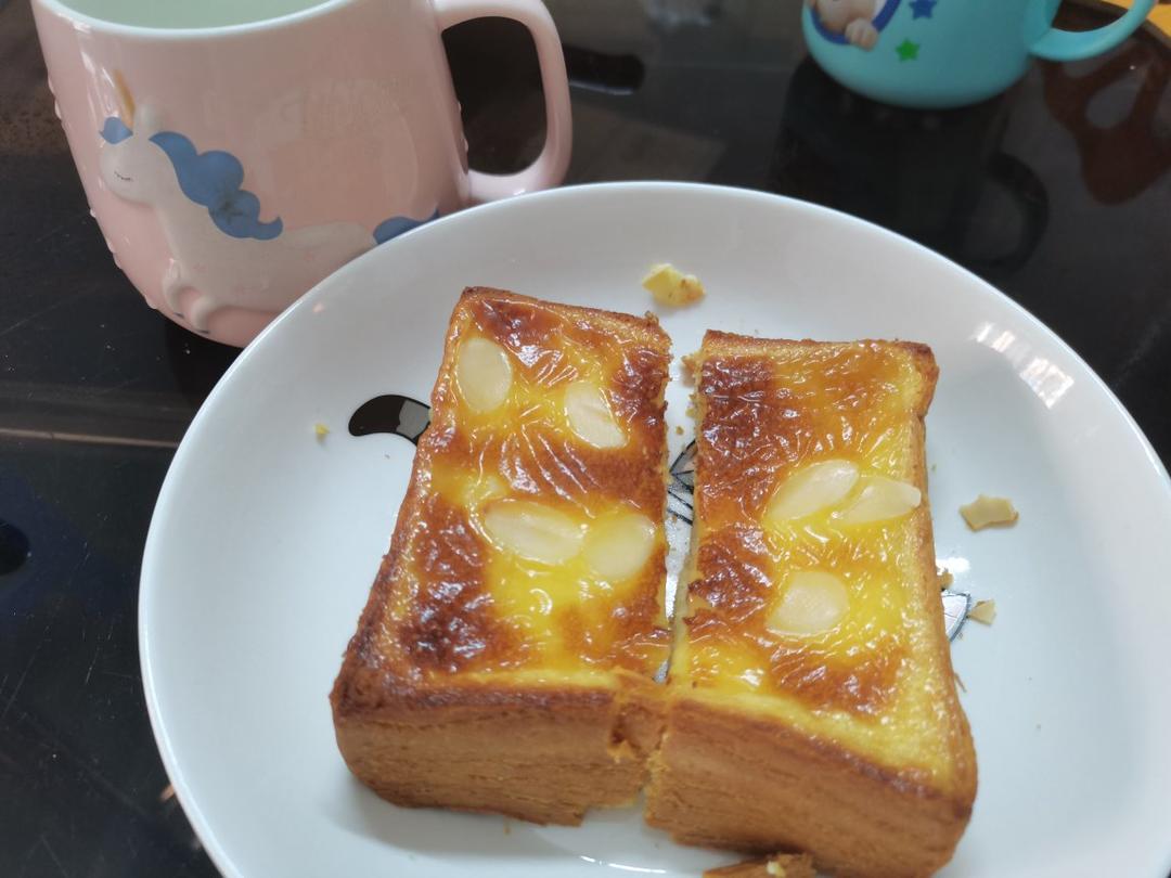 大兰的早餐桌