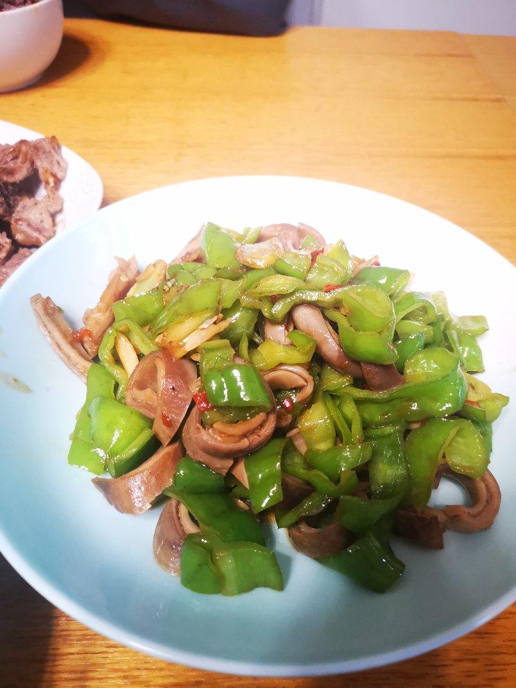 一菜二吃“米饭杀手”爆炒香辣猪肚&暖胃胡椒猪肚汤
