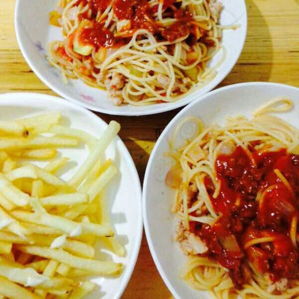 番茄肉酱意大利面