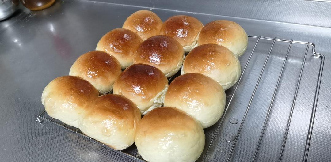 超级柔软拉丝的蜂蜜小餐包